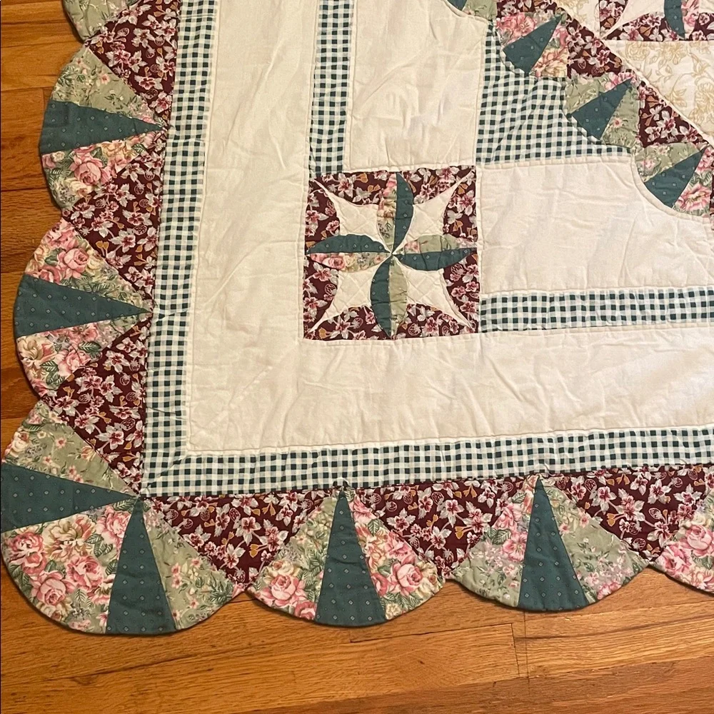Floral Patchwork Quilted Bedspread in Cream, Green & Burgundy